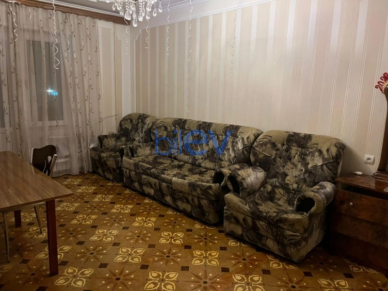 Satış 4 otaqlı Köhnə Tikili bina evi  100m², Bakı
