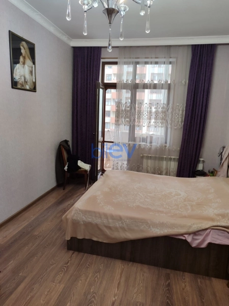Satış 4 otaqlı Yeni Tikili bina evi  147m², Bakı