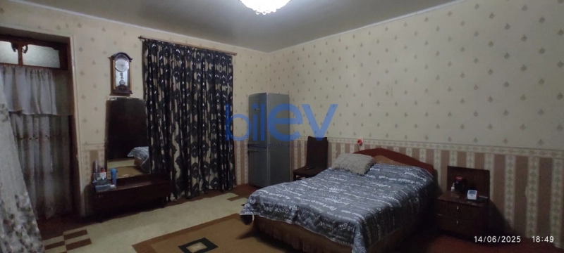 Satış 8 otaqlı Həyət evi  700m², Bakı