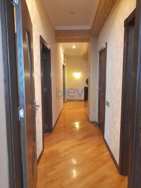 Satış 3 otaqlı Yeni Tikili bina evi  121m², Bakı