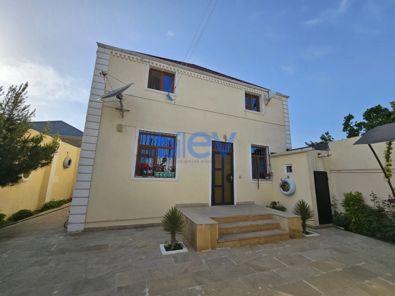 Satış 4 otaqlı Həyət evi  160m², Bakı
