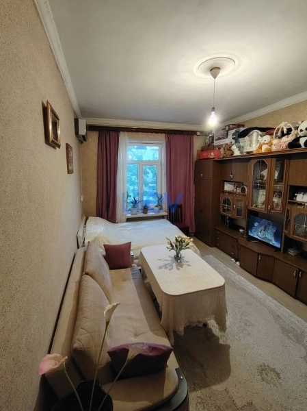 Satış 1 otaqlı Köhnə Tikili bina evi  40m², Bakı