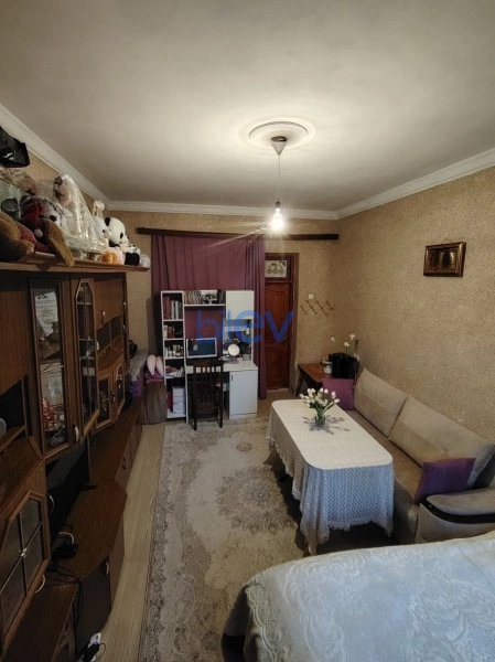 Satış 1 otaqlı Köhnə Tikili bina evi  40m², Bakı