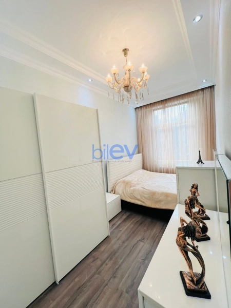 Satış 3 otaqlı Yeni Tikili bina evi  80m², Bakı