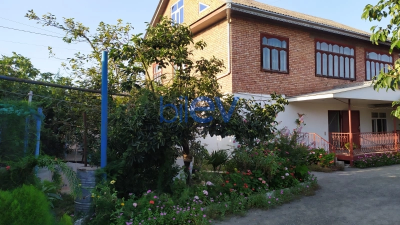 Satış 6 otaqlı Həyət evi  150m², Lənkəran