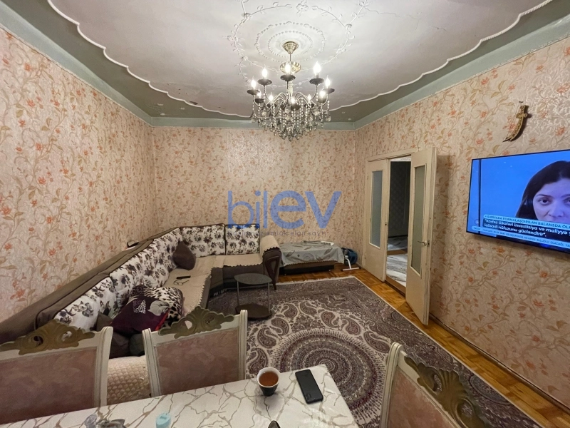 Satış 3 otaqlı Köhnə Tikili bina evi  70m², Sumqayıt