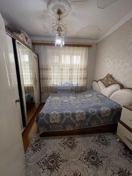 Satış 3 otaqlı Köhnə Tikili bina evi  70m², Sumqayıt