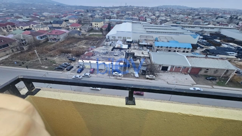 Aylıq Kirayə 3 otaqlı Yeni Tikili bina evi  90m², Bakı