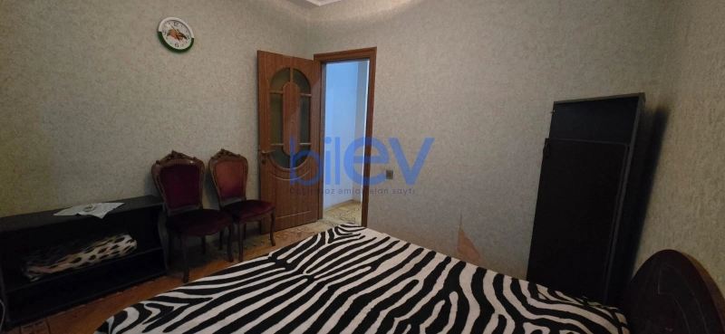Aylıq Kirayə 3 otaqlı Yeni Tikili bina evi  130m², Bakı