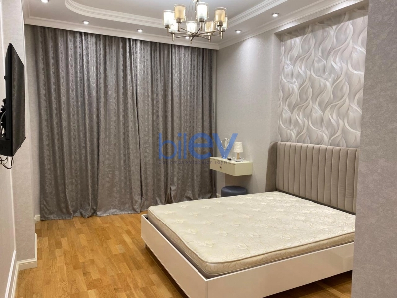Aylıq Kirayə 3 otaqlı Yeni Tikili bina evi  172m², Bakı