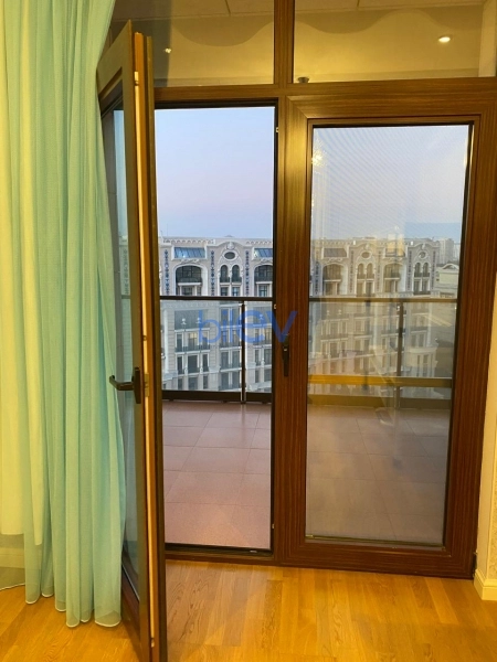 Aylıq Kirayə 3 otaqlı Yeni Tikili bina evi  172m², Bakı
