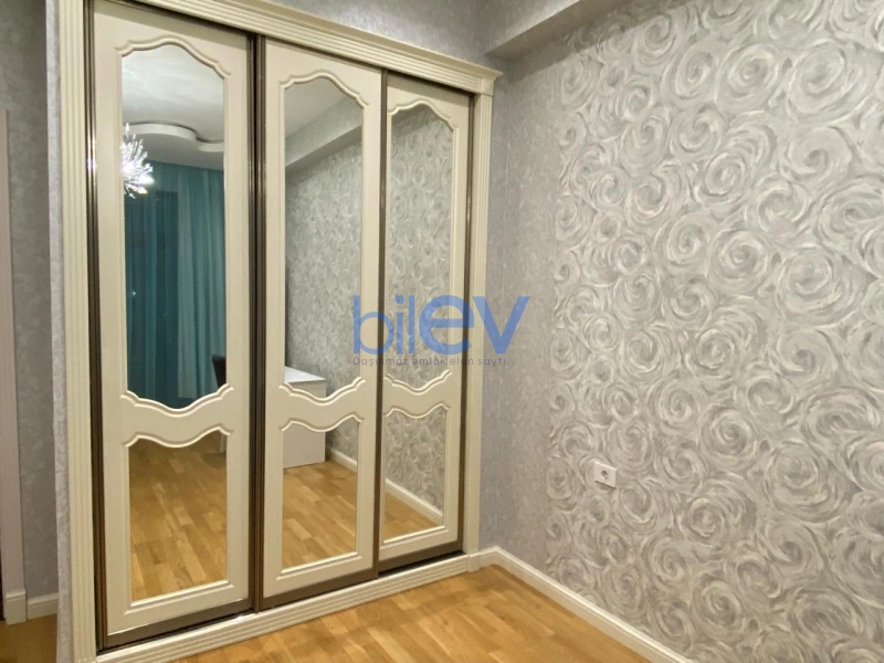 Aylıq Kirayə 3 otaqlı Yeni Tikili bina evi  172m², Bakı