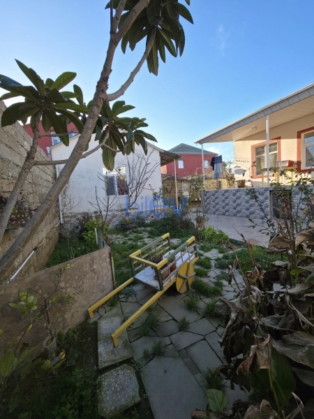 Satış 3 otaqlı Həyət evi  300m², Bakı