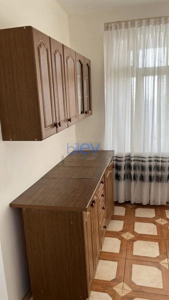 Aylıq Kirayə 2 otaqlı Köhnə Tikili bina evi  60m², Xırdalan