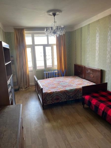 Aylıq Kirayə 2 otaqlı Köhnə Tikili bina evi  60m², Xırdalan