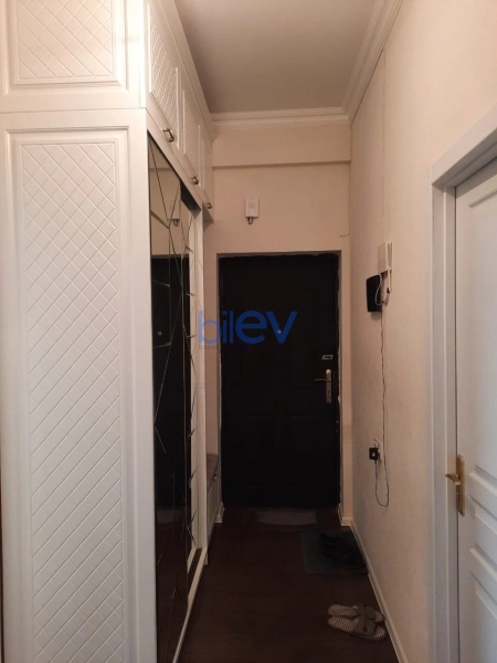 Aylıq Kirayə 3 otaqlı Yeni Tikili bina evi  85m², Bakı