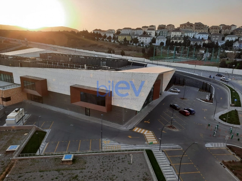 Aylıq Kirayə 3 otaqlı Yeni Tikili bina evi  85m², Bakı
