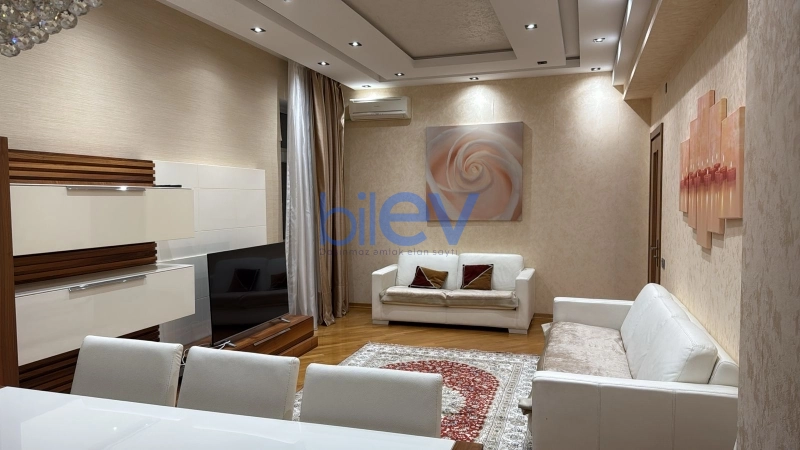 Aylıq Kirayə 3 otaqlı Yeni Tikili bina evi  120m², Bakı