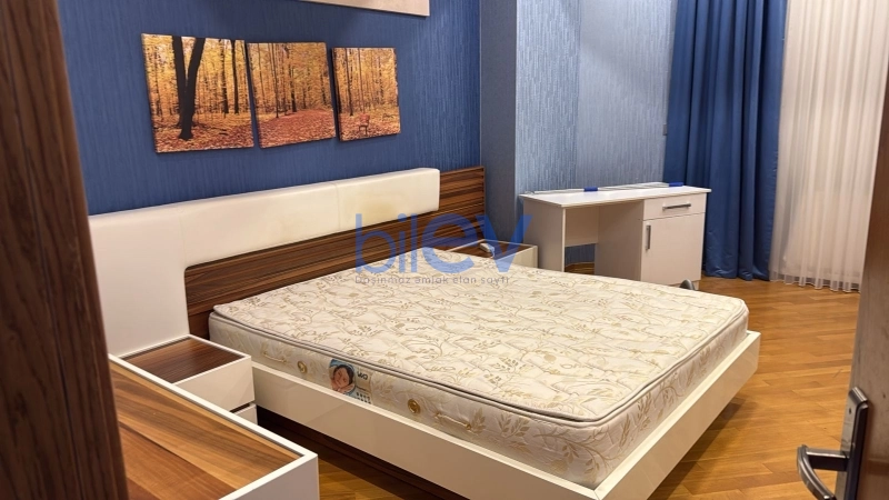 Aylıq Kirayə 3 otaqlı Yeni Tikili bina evi  120m², Bakı