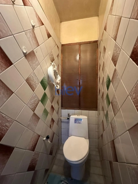 Satış 5 otaqlı Köhnə Tikili bina evi  120m², Bakı