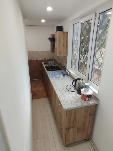 Satış 3 otaqlı Köhnə Tikili bina evi  75m², Bakı