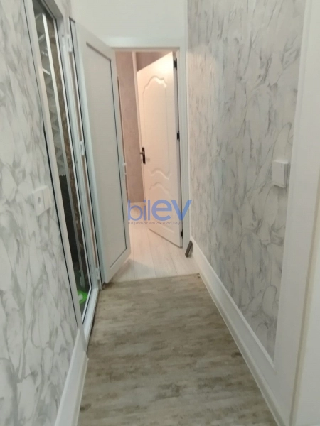 Satış 3 otaqlı Köhnə Tikili bina evi  75m², Bakı