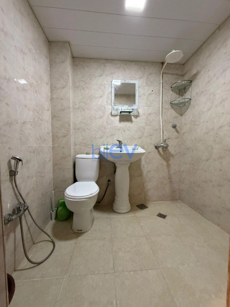 Aylıq Kirayə 3 otaqlı Köhnə Tikili bina evi  75m², Bakı