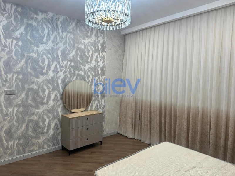 Aylıq Kirayə 3 otaqlı Yeni Tikili bina evi  110m², Bakı