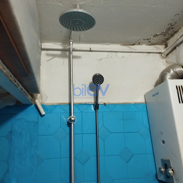 Aylıq Kirayə 0 otaqlı Köhnə Tikili bina evi  33m², Bakı
