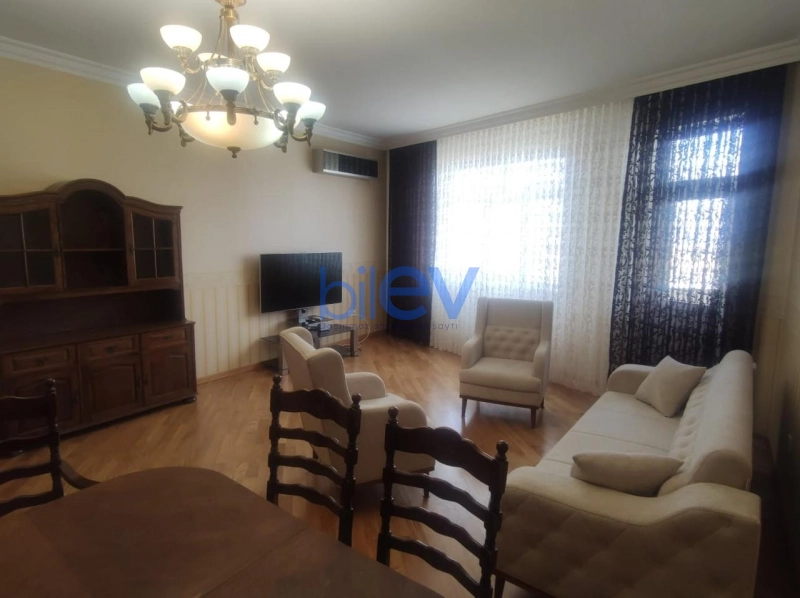 Aylıq Kirayə 4 otaqlı Yeni Tikili bina evi  142m², Bakı