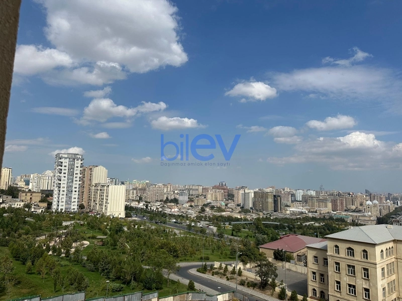 Aylıq Kirayə 4 otaqlı Yeni Tikili bina evi  142m², Bakı
