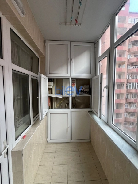 Aylıq Kirayə 2 otaqlı Yeni Tikili bina evi  60m², Bakı