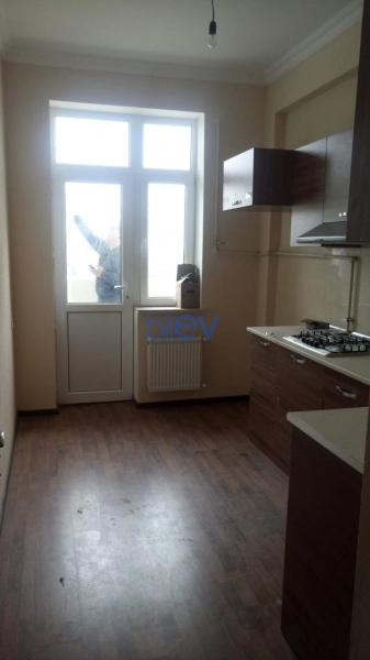 Aylıq Kirayə 1 otaqlı Yeni Tikili bina evi  40m², Bakı
