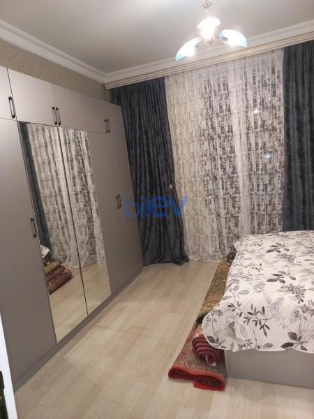 Satış 2 otaqlı Köhnə Tikili bina evi  57m², Bakı