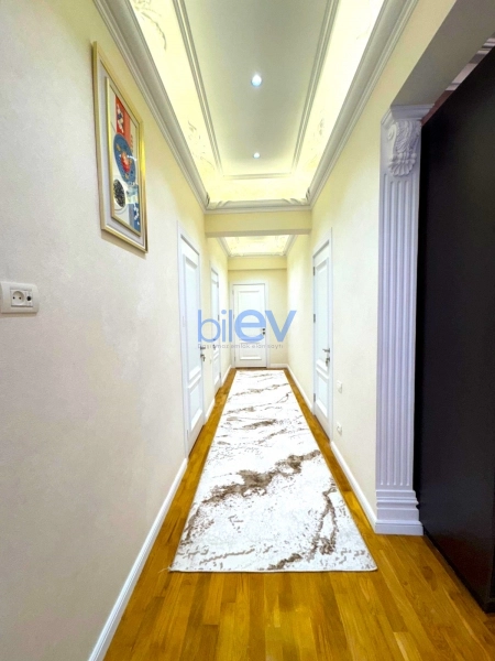 Satış 4 otaqlı Yeni Tikili bina evi  225m², Bakı