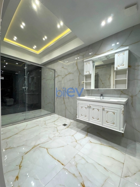Satış 4 otaqlı Yeni Tikili bina evi  225m², Bakı