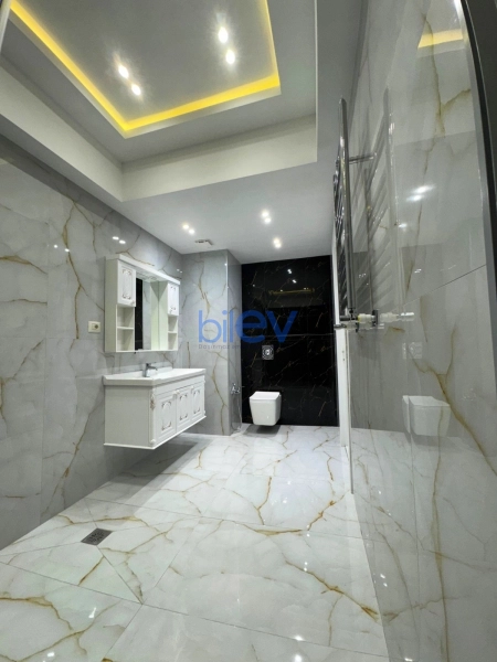 Satış 4 otaqlı Yeni Tikili bina evi  225m², Bakı