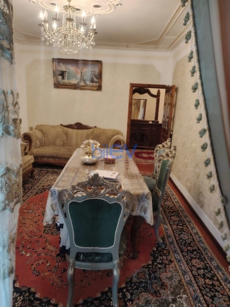 Satış 5 otaqlı Köhnə Tikili bina evi  106m², Sumqayıt