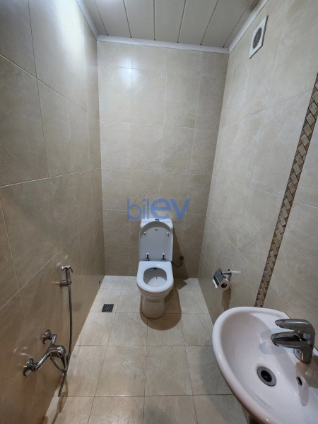 Aylıq Kirayə 3 otaqlı Yeni Tikili bina evi  110m², Bakı