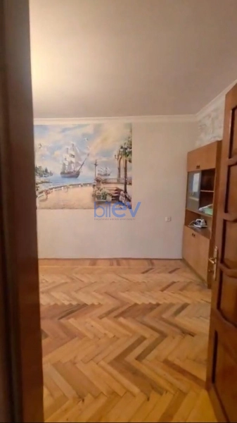 Aylıq Kirayə 3 otaqlı Köhnə Tikili bina evi  76m², Bakı