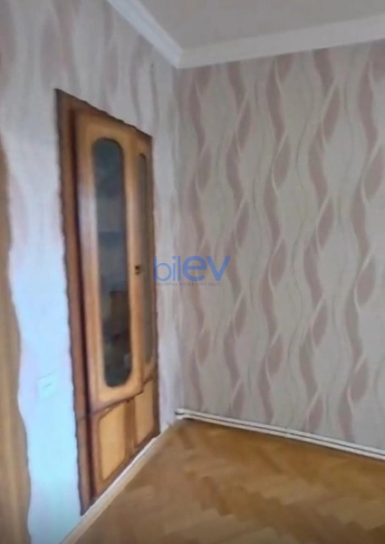 Aylıq Kirayə 3 otaqlı Köhnə Tikili bina evi  76m², Bakı