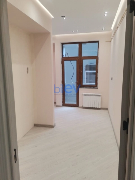 Satış 2 otaqlı Yeni Tikili bina evi  70m², Bakı