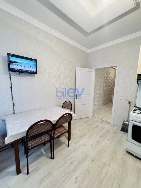 Aylıq Kirayə 2 otaqlı Yeni Tikili bina evi  80m², Bakı