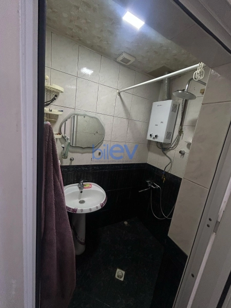 Satış 3 otaqlı Köhnə Tikili bina evi  65m², Sumqayıt