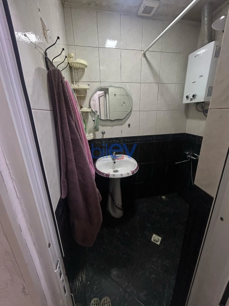 Satış 3 otaqlı Köhnə Tikili bina evi  65m², Sumqayıt
