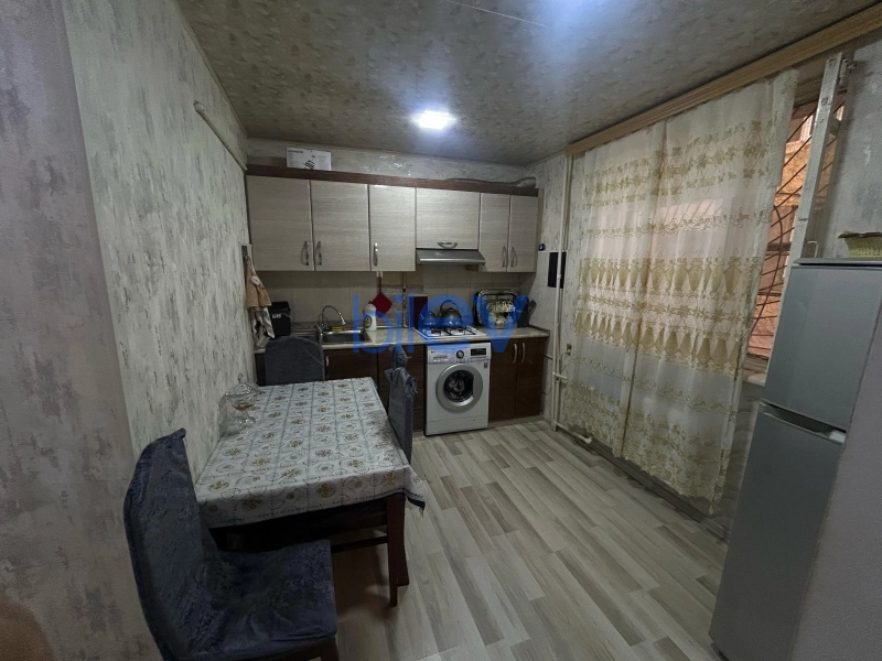 Satış 3 otaqlı Köhnə Tikili bina evi  65m², Sumqayıt