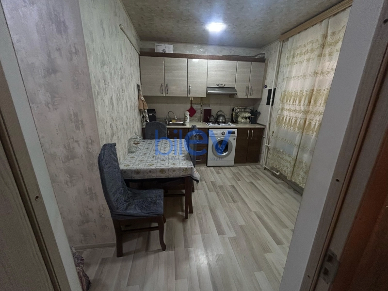 Satış 3 otaqlı Köhnə Tikili bina evi  65m², Sumqayıt