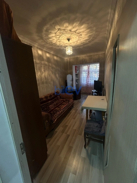 Satış 3 otaqlı Köhnə Tikili bina evi  65m², Sumqayıt