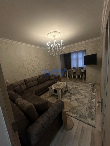 Satış 3 otaqlı Köhnə Tikili bina evi  65m², Sumqayıt