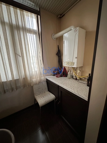 Satış 3 otaqlı Köhnə Tikili bina evi  73m², Bakı